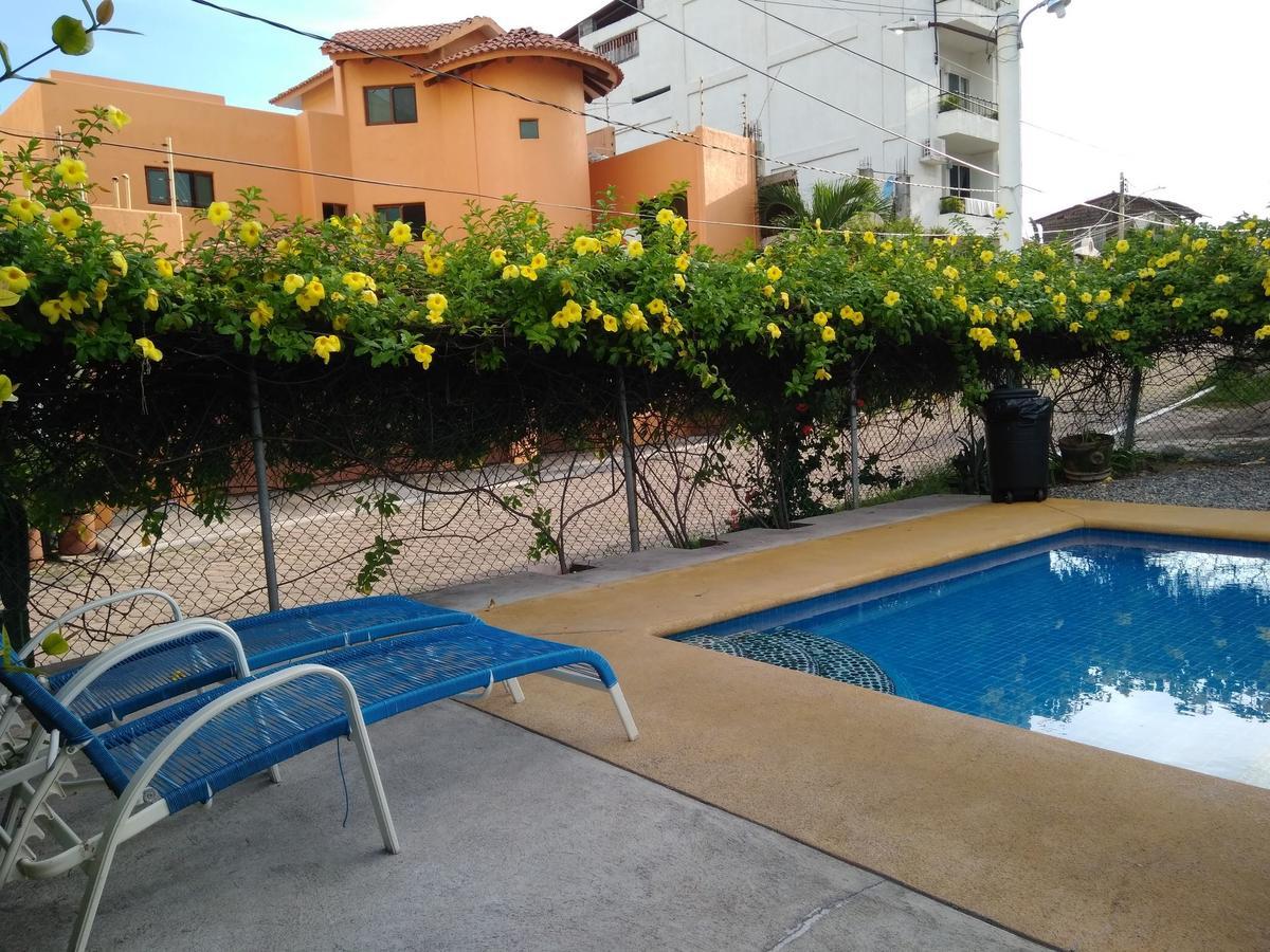 Bungalows Camila Hotel Ixtapa  Exterior foto